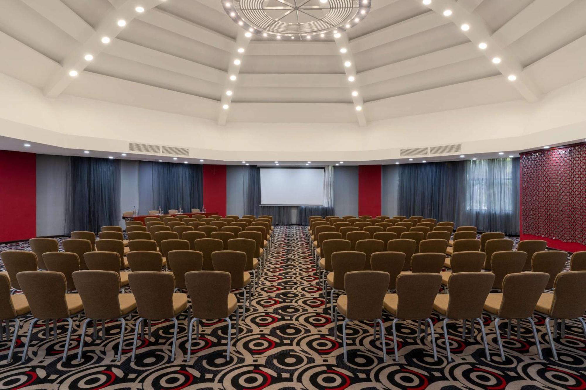 Radisson Blu Hotel Lusaka Zewnętrze zdjęcie The ballroom